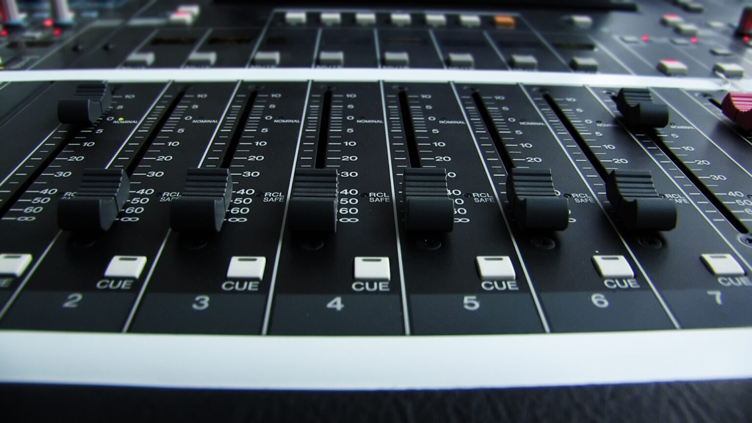 10 Simple Mixing Tips You Can Use Today Diy Music Biz